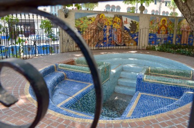 Jarden Teresa de Calcuta Mosaic baptistry