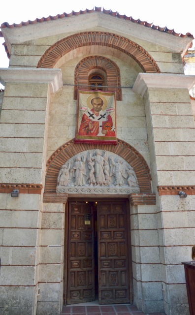 Basilica Menor de San Francisco di Assisi front 1