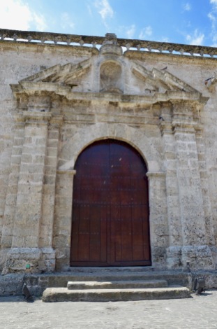 Basilica Menor de San Francisco de Assisi door