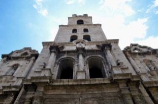 Basilica Menor de San Francisco de Assisi tower