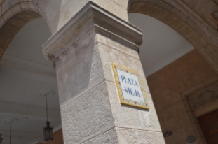 Plaza Vieja sign